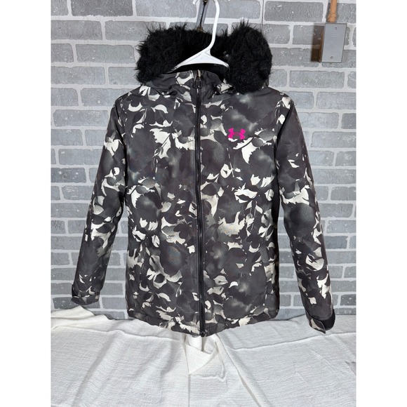 Under Armour Other - Under Armour Girls Puffer Jacket Gray Floral Camo Faux Fur Hood Medium pre-loved